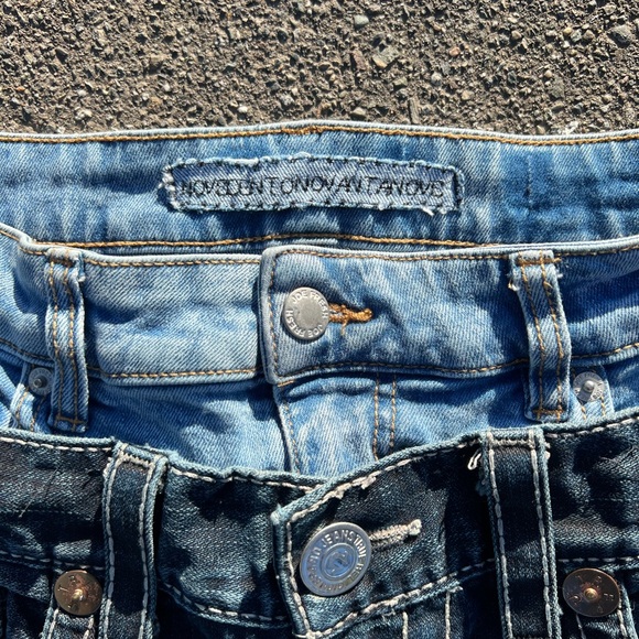 TR "Kitty" Bootcut Jeans - Picture 3 of 7